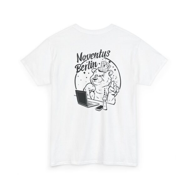 Berlin Chill Unisex Heavy Cotton Tee, Graphic Tee, Casual Wear, Trendy Urban Style, Gift for Music Lovers, Streetwear Fashion – Bild 3